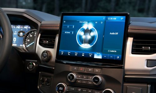 Editorial: Bring back buttons & dials  —  touch screens in cars distracting