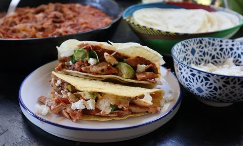 Feed a crowd with delicious chicken tinga tacos