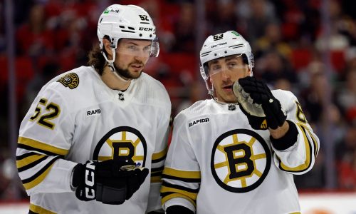 Bruins knock off hot Hurricanes on the road, Marchand nets 400th