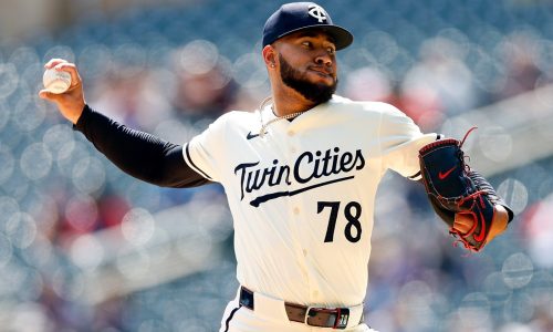 Simeon Woods Richardson slides into Twins rotation