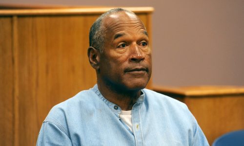 O.J. Simpson, former football star accused of murder, has died