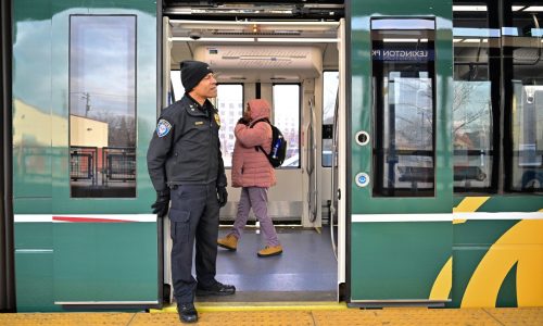 Metro Transit to use 2-car trains for Blue, Green lines on weekends