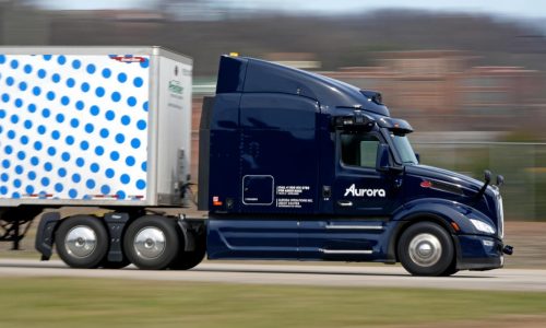 Tractor-trailers with no one aboard? The future is near for self-driving trucks on US roads