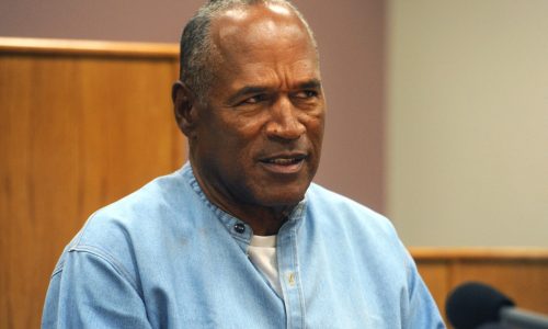 OJ Simpson did not die surrounded by loved ones, says lawyer