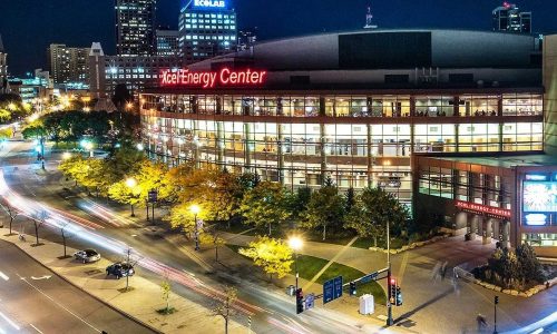 St. Paul and Xcel Energy Center roll out Frozen Four red carpet again