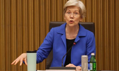 Robbins: Elizabeth Warren’s backbone AWOL on Israel