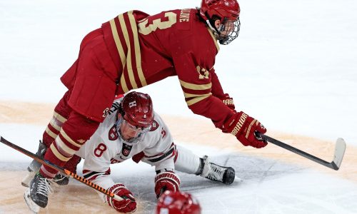 Boston College knocks off defending champ Quinnipiac 5-4 in OT