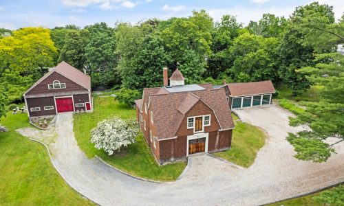 Home Showcase: Shingle, and ready to mingle in Westford