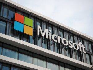 Microsoft to Establish AI Hub in London, Led by DeepMind Co-founder