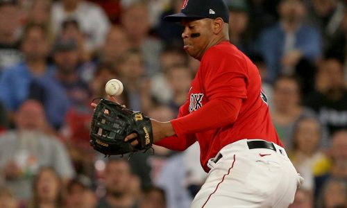 Red Sox injury report: Rafael Devers day to day, Romy Gonzalez avoids fracture