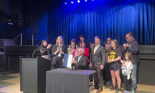 Walz signs ‘Taylor Swift bill’ … at First Avenue nightclub in Minneapolis