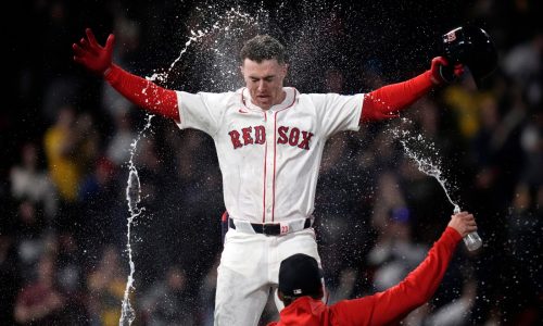 Red Sox emerge victorious from 12-inning battle with Rays on Gonzalez’s 1st career walk-off RBI