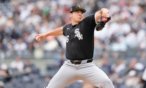 Red Sox sign veteran right-hander, option Zack Kelly to Triple-A