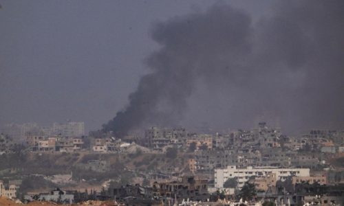 UN halts all food distribution in Rafah after running out of supplies in the southern Gaza city