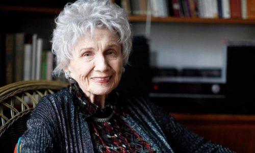 Alice Munro, Nobel literature winner revered as short story master, dead at 92