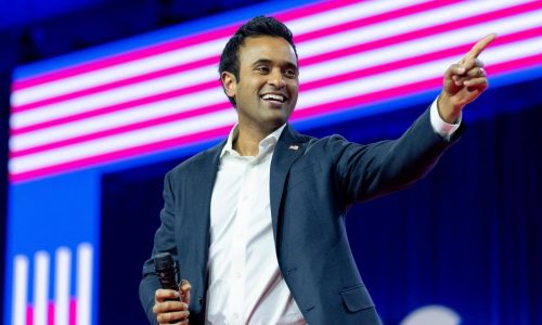 Former Republican presidential candidate Vivek Ramaswamy takes a 7.7% stake in Buzzfeed