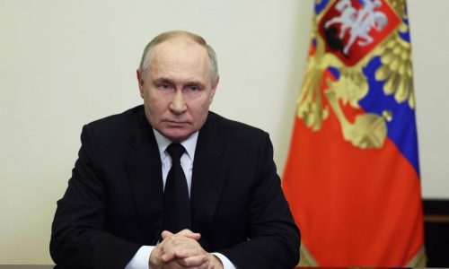 Serge Schmemann: Do not allow Putin to capture another pawn in Europe