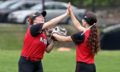 Wednesday’s high school roundup/scores: Peter Brooks swings hot bat, fuels Braintree past Weymouth