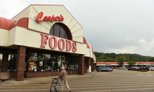 Cooper’s Foods to close West Seventh Street store in St. Paul, the family-run grocer’s last location