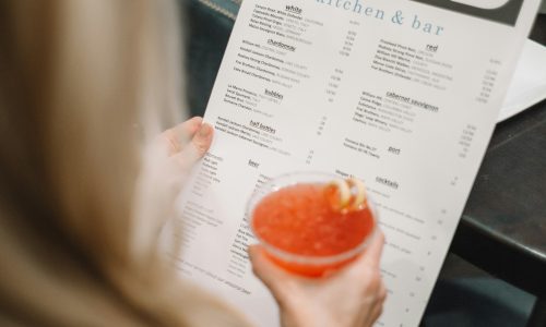 10 Steps to Create a Mouthwatering Food and Drink Menu