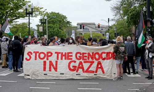 Nearly 500 Harvard faculty and staff call administration to drop sanctions against pro-Palestine protesters