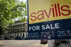 Savills Revises House Price growth forecast to 2.5% Amid Confidence in Mortgage Rates