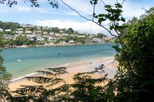 Seaside Charm: Tiny Beachfront Ice Cream Hut Hits Market for £1.5 Million