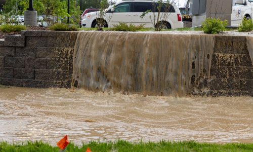 Powerful storms rip through Midwest, bringing tornadoes