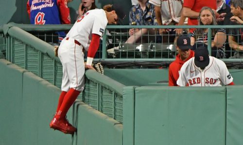 Depleted Red Sox overwhelmed by Braves, lose 8-3 to fall below .500