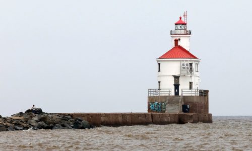 Lake Superior lighthouse back on the market after deal falls through