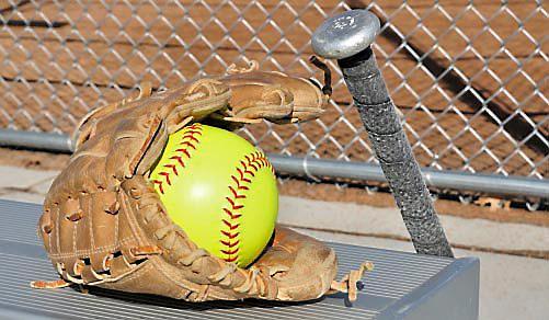 State softball: First-inning charge leads Rogers to upset win over Forest Lake