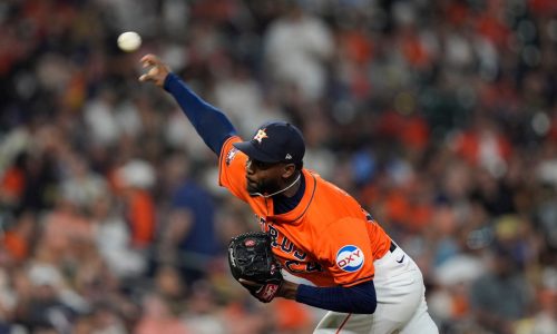 Extra innings: Red Sox claim right-hander off waivers from Astros