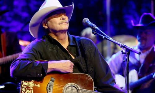 Alan Jackson says he’s ‘hanging it up full time’ — right after one last country music tour