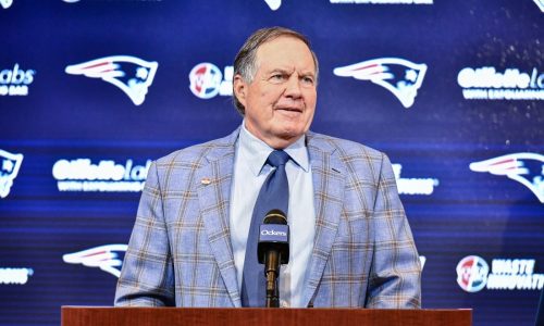 Ex-Patriots coach Bill Belichick dating former cheerleader 48 years his junior