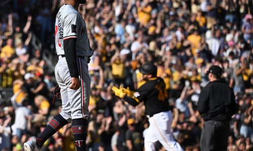 Reeling Twins shut out for second straight game by Pirates