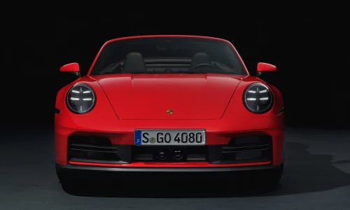 Analogue Heart, Electric Soul: The New Hybrid Porsche 911