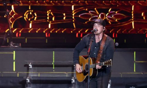 Concert review: Morgan Wallen goes big on first of two sold-out shows at U.S. Bank Stadium