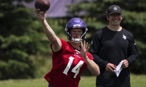 Vikings quarterback Sam Darnold already showing what he can do in new offense