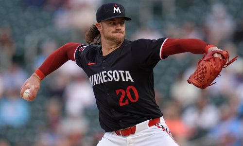 Twins starter Chris Paddack battles through dead arm period
