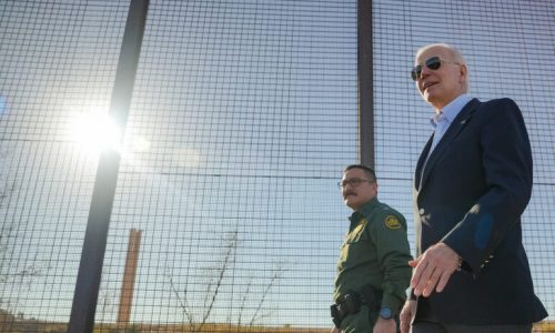 PODCAST: ¿Qué cambia la orden ejecutiva de Biden en la frontera sur y el asilo?