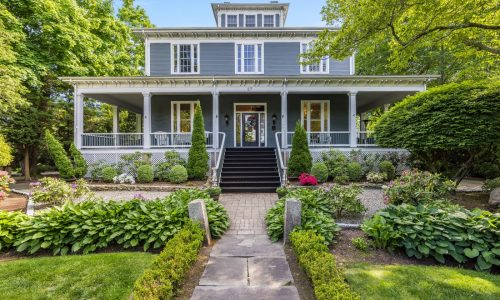 Home Showcase: A timeless classic in Falmouth