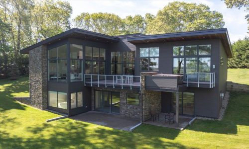 Hot Property: Sleek contemporary in Duxbury delights