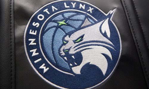 Époupa leads Lynx past Dallas 87-76 for best start in five years