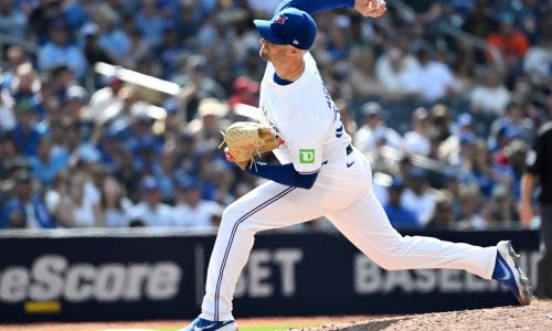 Twins add reliever, not starter, at trade deadline