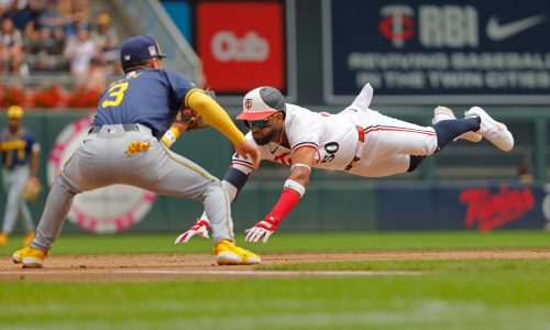 Brewers snatch two-game series from Twins