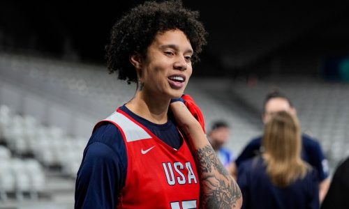 US women’s basketball team arrives at Olympics via train from London