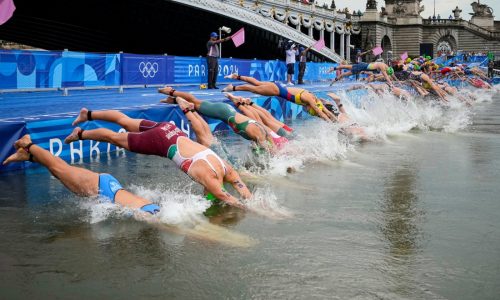 Olympic triathletes swim in Seine River after days of concerns about water quality