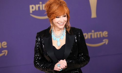 How Netflix fans and ‘The Voice’ are making Reba McEntire’s sitcom a hit again
