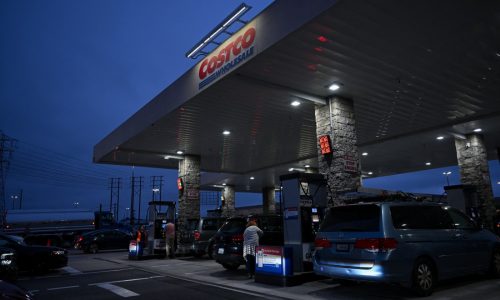 Aiming to lower gas prices, feds boost supply in time for the 4th