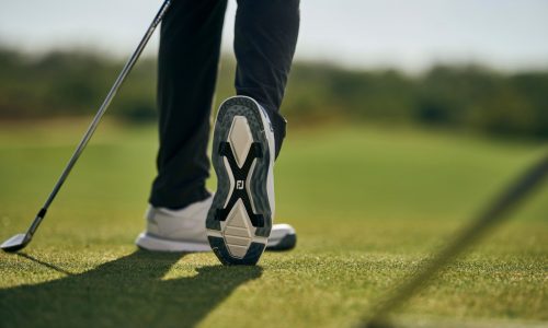 Tee Thursday: Quality shoes foundation of strong play, feeling good